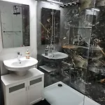 홈스테이 Richard's Living 쇼키아