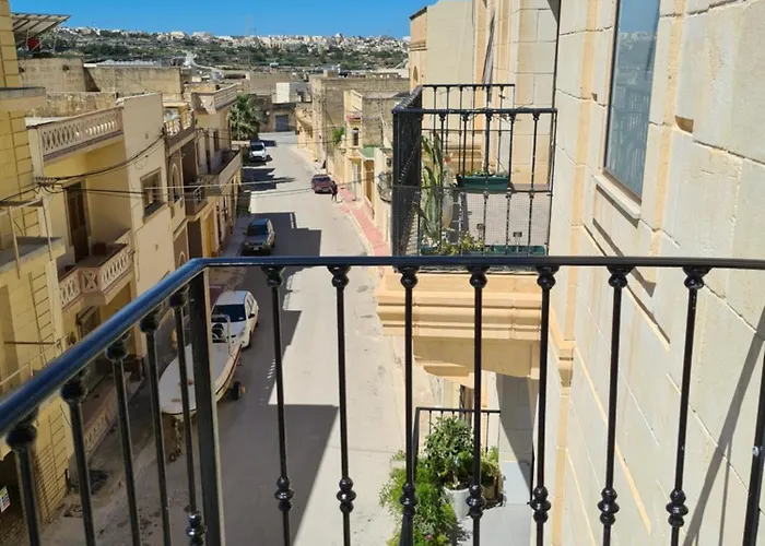 Richard's Living منزل للإقامة Xewkija