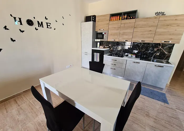 Проживание в семье Richard's Living